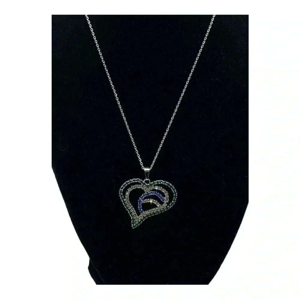Brazilian Brasil heart flag necklace 16” World Cup - Picture 2 of 4